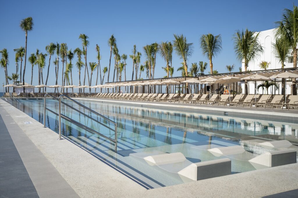 Sunwing Expands Portfolio In 2026 Across Dr And Mexico